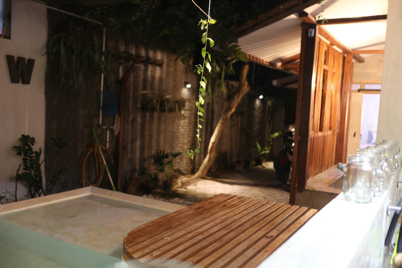 Trava House Villa Jogja Yogyakarta Exterior photo